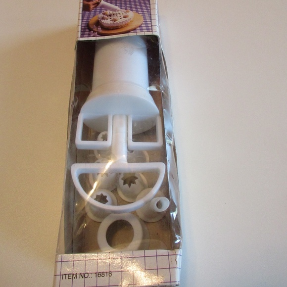 7 piece Icing Set - Picture 8 of 9